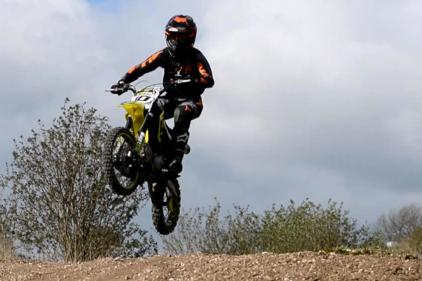125R_2 10Ten 125R
