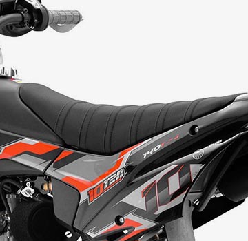 140R Supermoto Spec: Gripped Seat